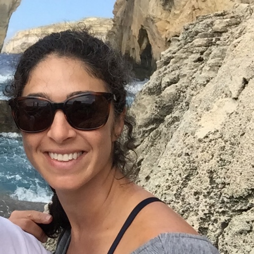 Meet your Posher, Andrea